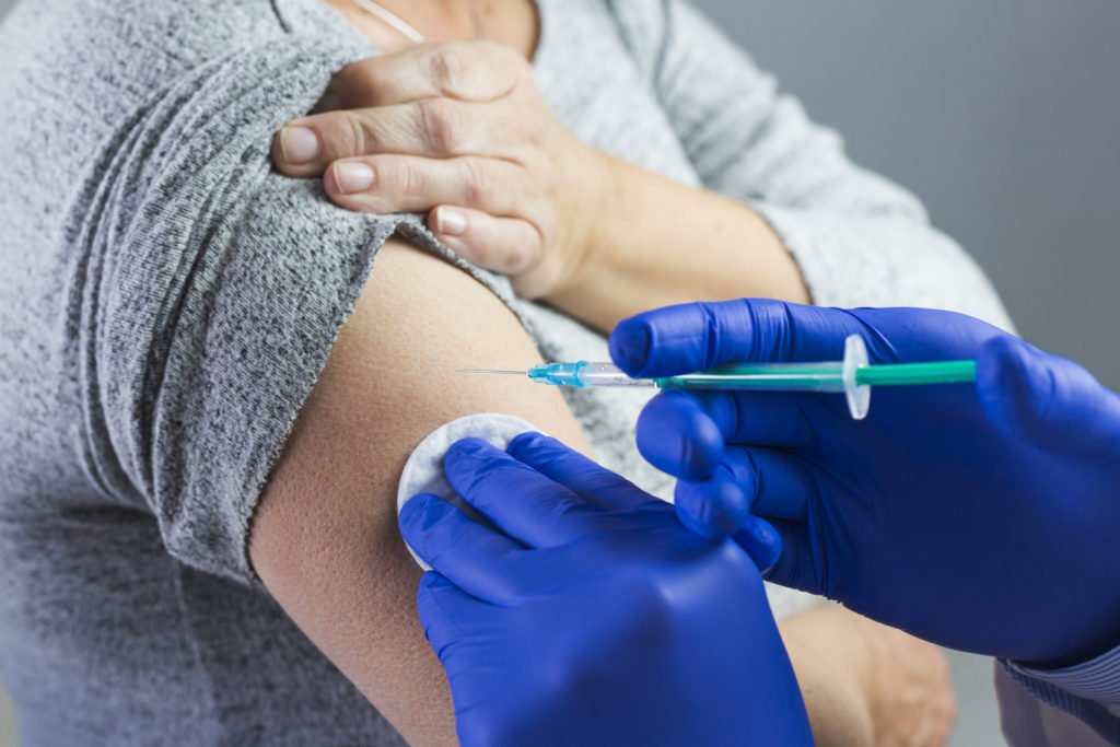 vacina-crianca-adulto-dr-daniel-benitti-cirurgiao-vascular-sao-paulo-campinas vacina-crianca-adulto-dr-daniel-benitti-cirurgiao-vascular-sao-paulo-campinas