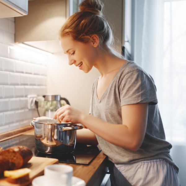 Cozinhe mais em casa e coma melhor.
