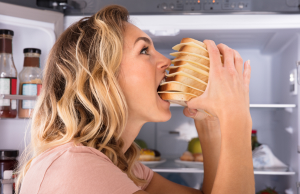 vontade-de-comer-doce-fome-dr-daniel-benitti-cirurgiao-vascular Vontade de comer doces por fome excessiva.