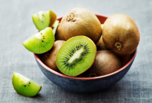 beneficios-kiwi-para-o-sono-dr-daniel-benitti-cirurgiao-vascular-sao-paulo-campinas