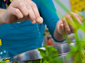 dieta-diminuir-sal-lipedema-dr-daniel-benitti-medico-cirurgiao-vascular