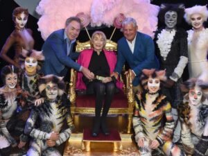 Gillian-Lynne-cats