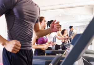 Os adultos estão cada vez mais sedentarios.