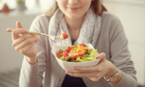 Comer bem ajuda os vasos linfáticos.